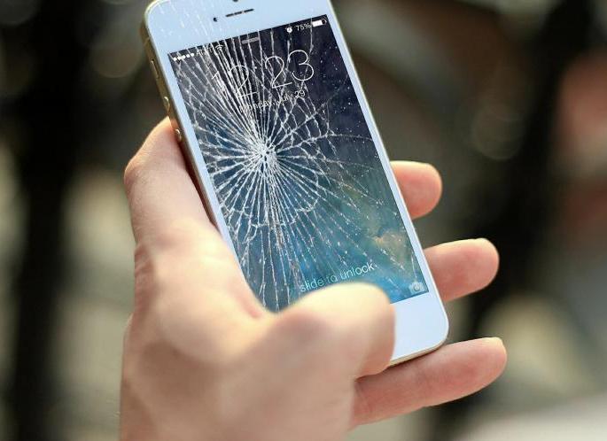 Ремонт телефонов после падения